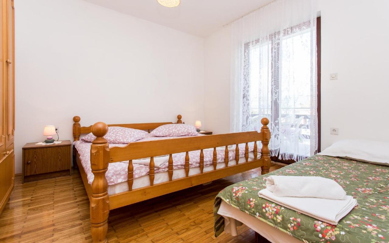 Apartman Broznić Šilo Zewnętrze zdjęcie