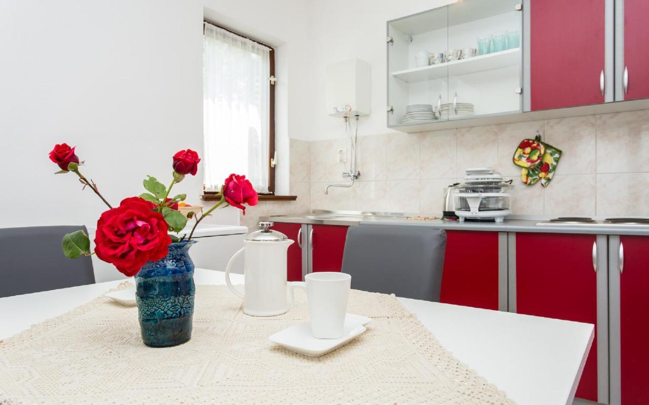 Apartman Broznić Šilo Zewnętrze zdjęcie