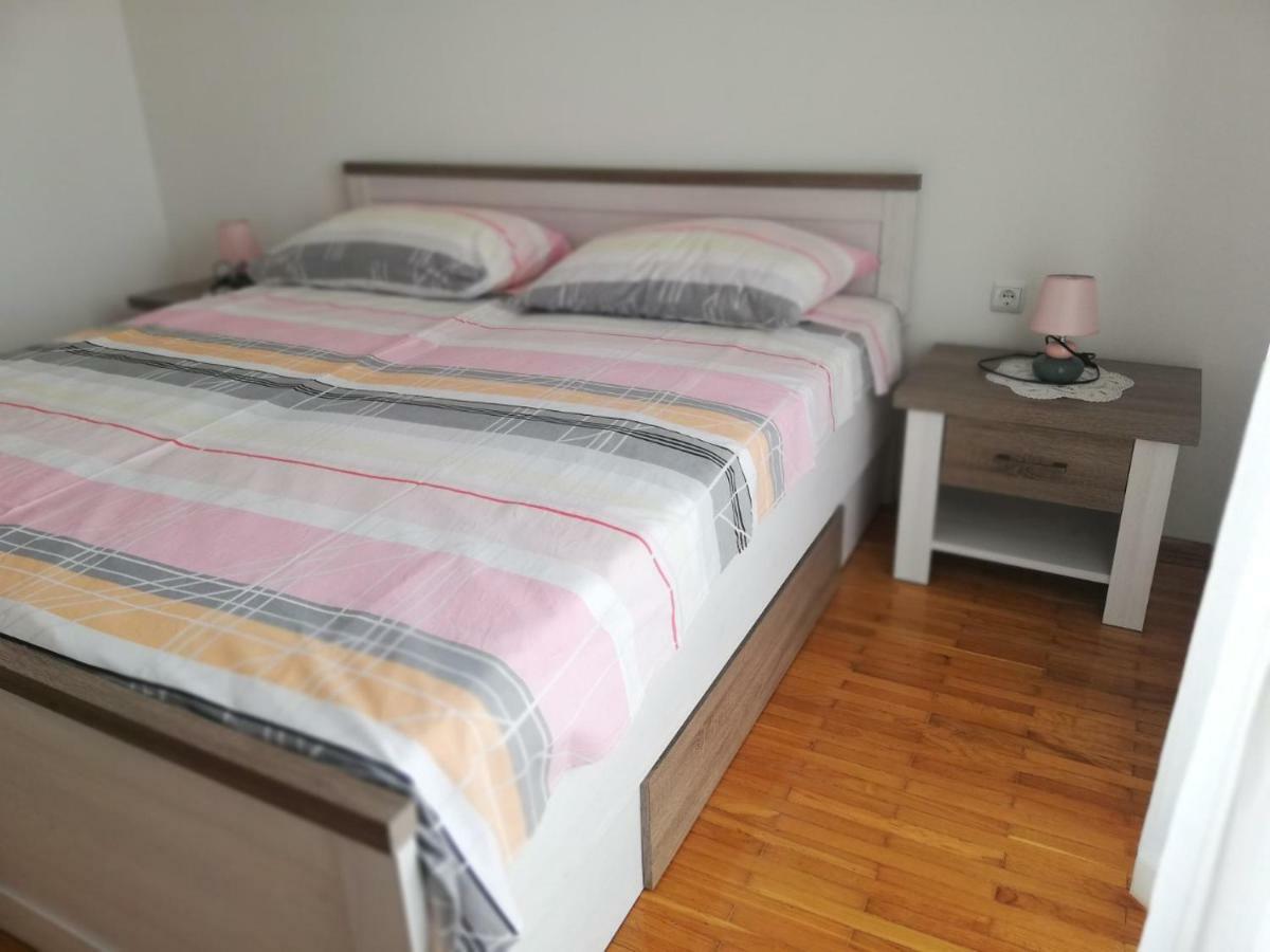 Apartman Broznić Šilo Zewnętrze zdjęcie